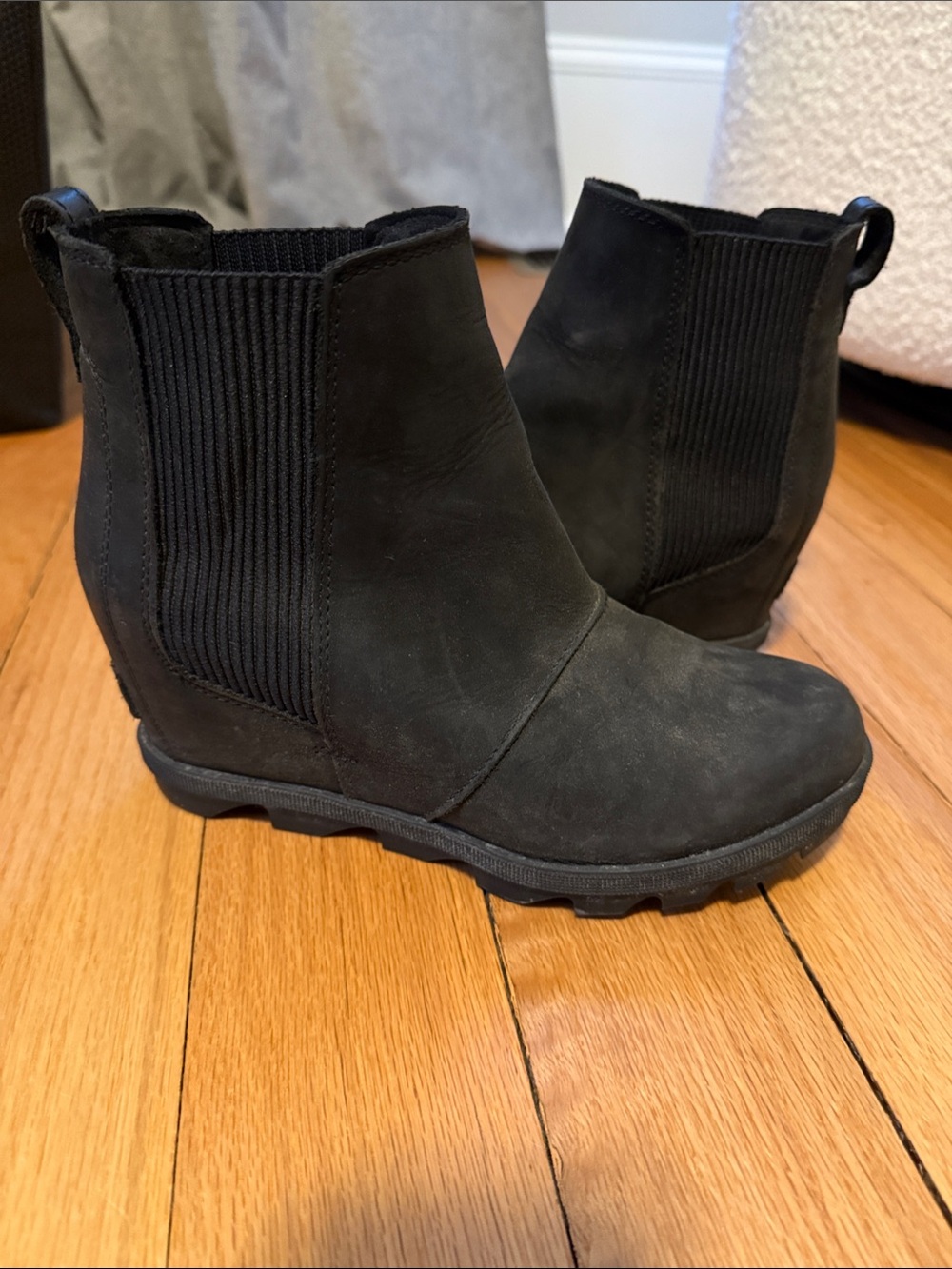Sorel Black Chelsea Wedge Ankle Boots